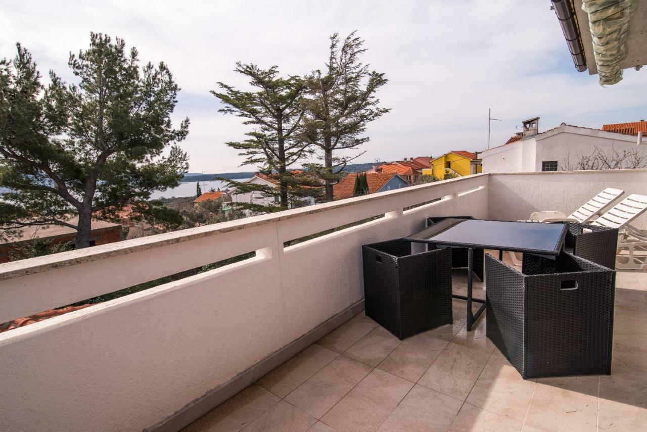Apartamento Ksenija Kornić Exterior foto
