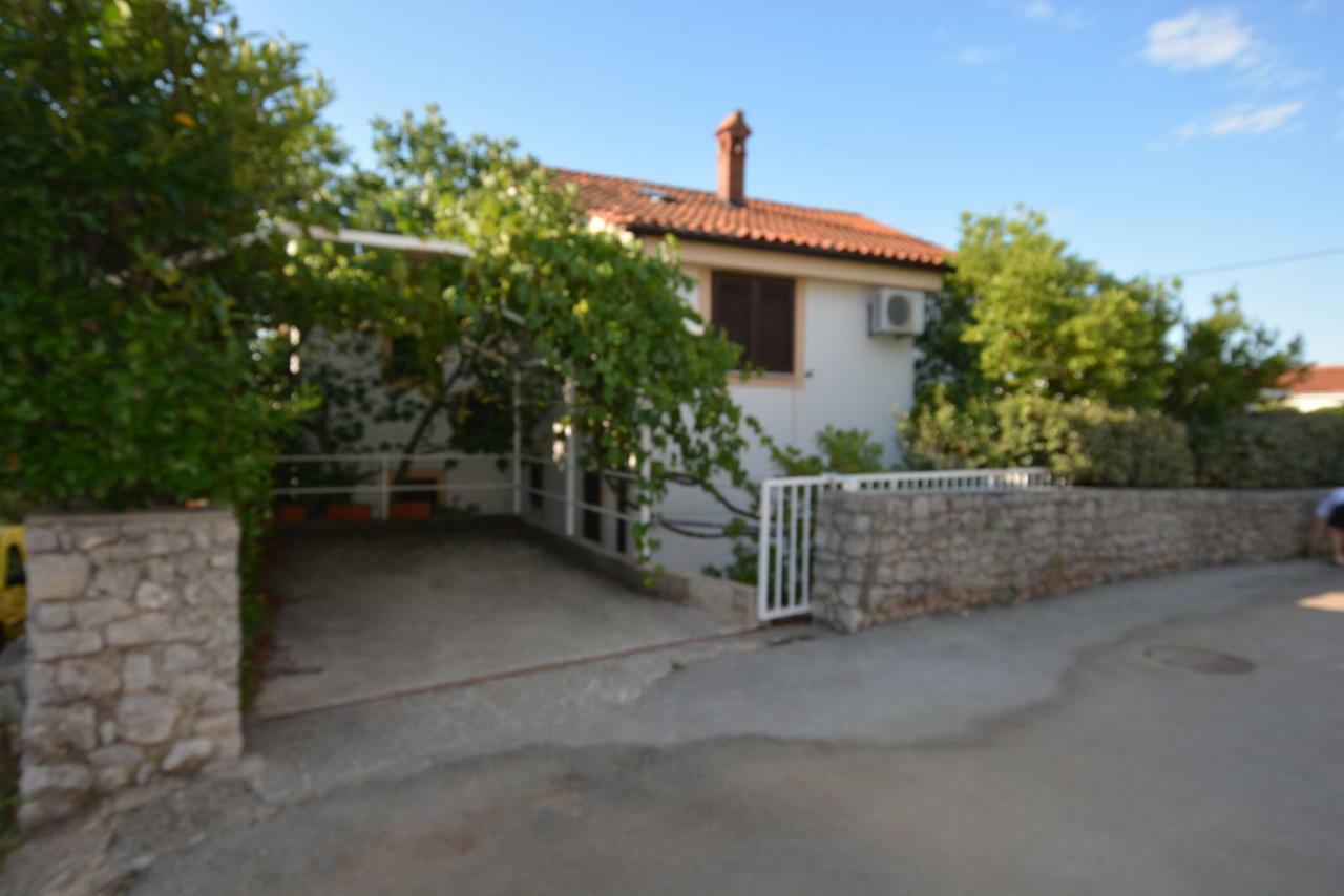 Apartamento Ksenija Kornić Exterior foto