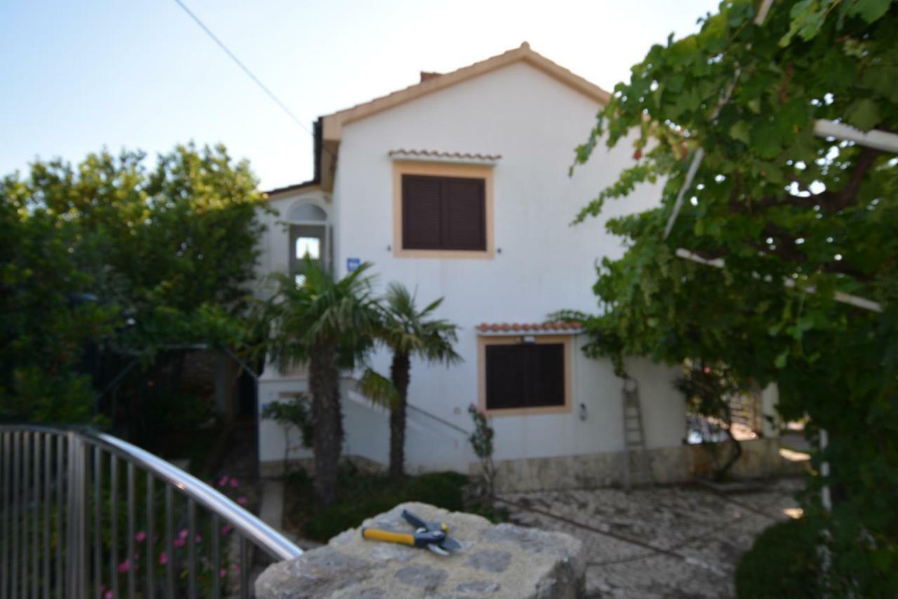 Apartamento Ksenija Kornić Exterior foto