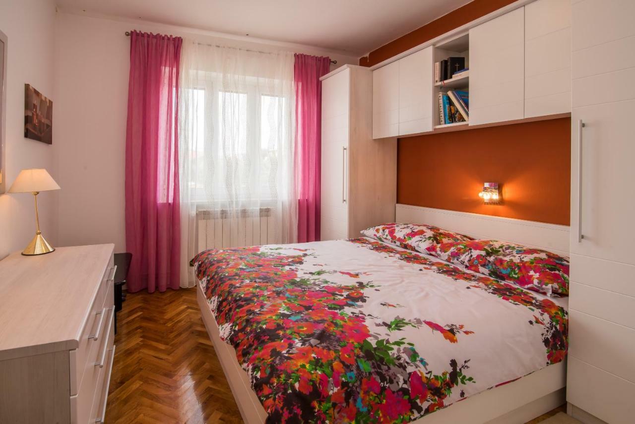 Apartamento Ksenija Kornić Exterior foto