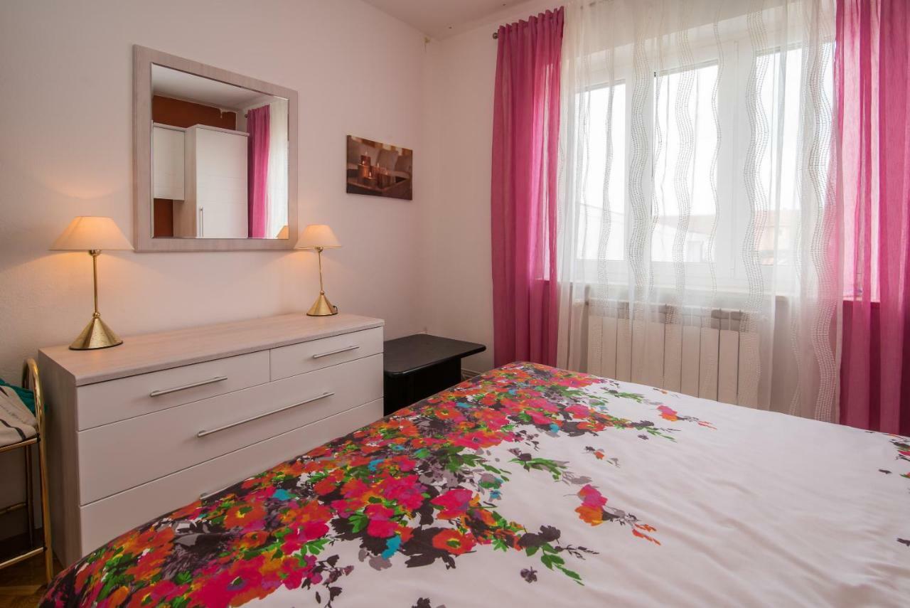 Apartamento Ksenija Kornić Exterior foto